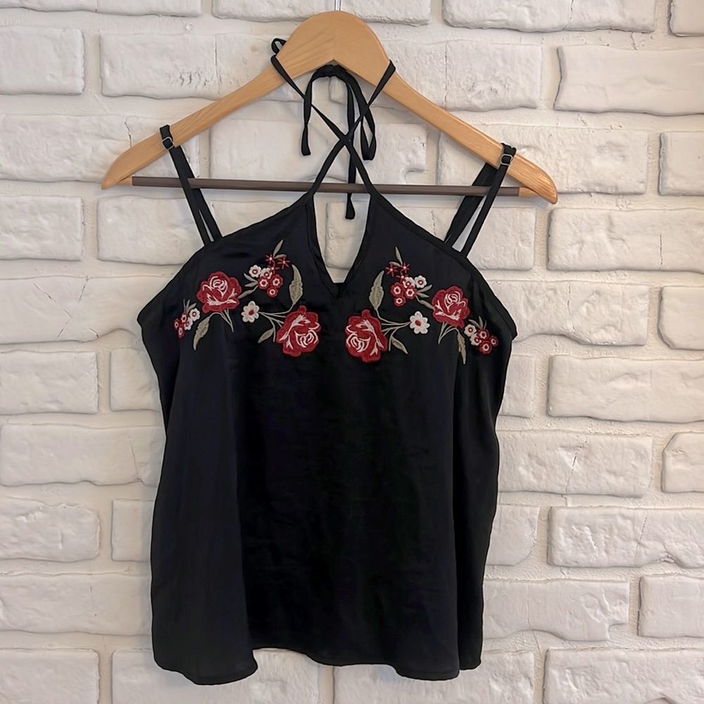 Hollister embroidered floral top size small